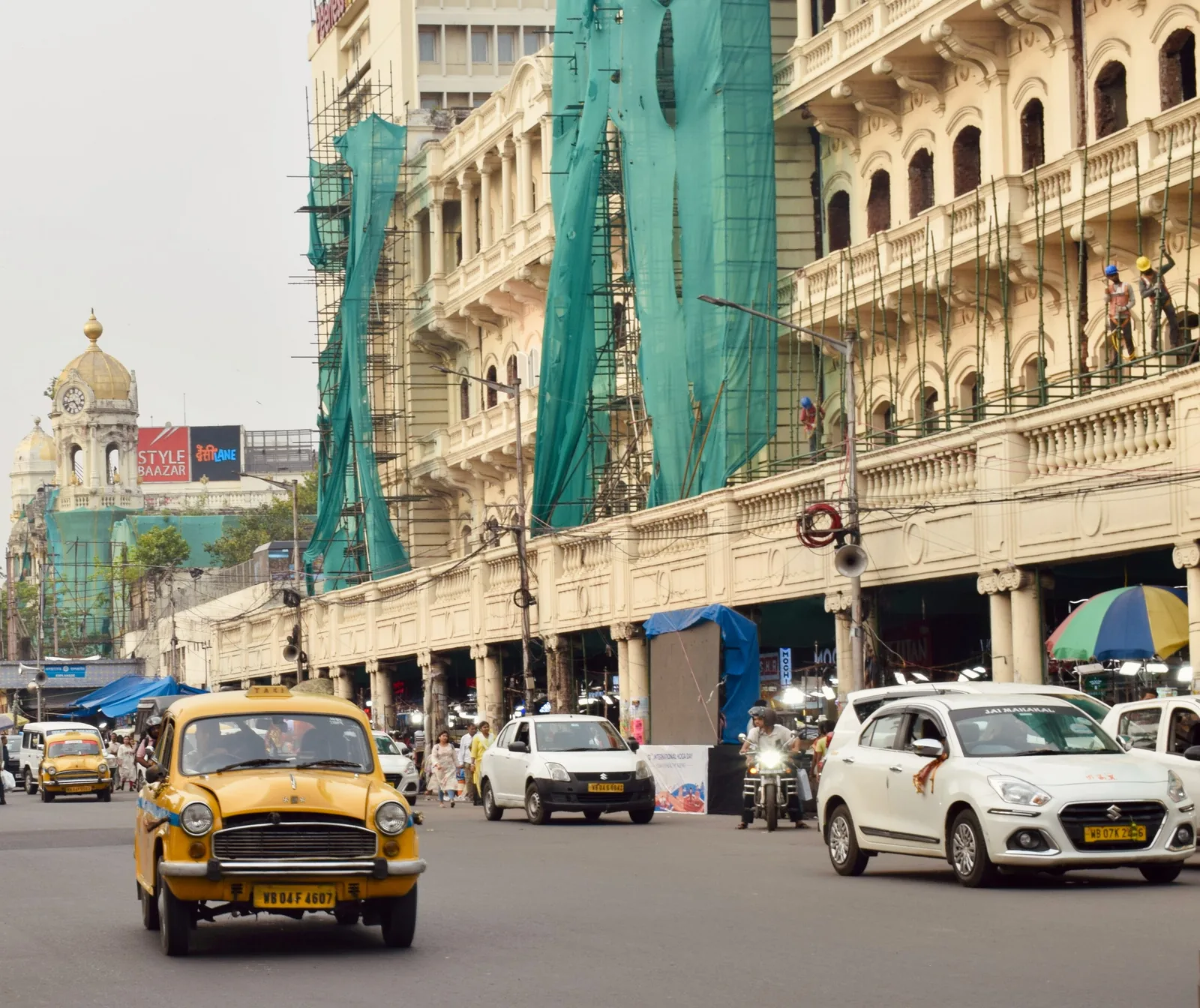 Yellow Ambassador taxi Kolkata Dalhousie colonial street